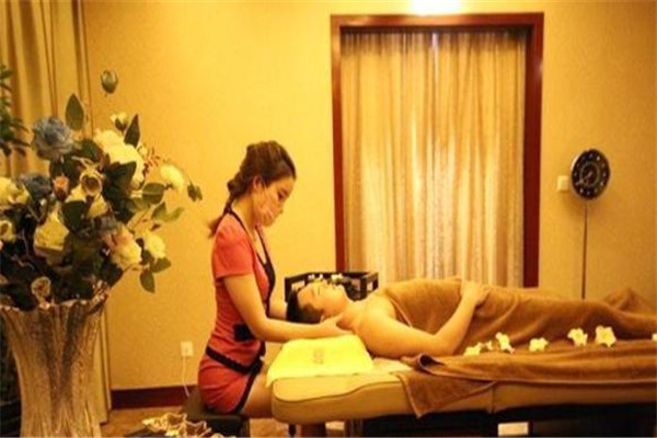 老板带我体验了一次学则路高端SPA,总能玩到新花样