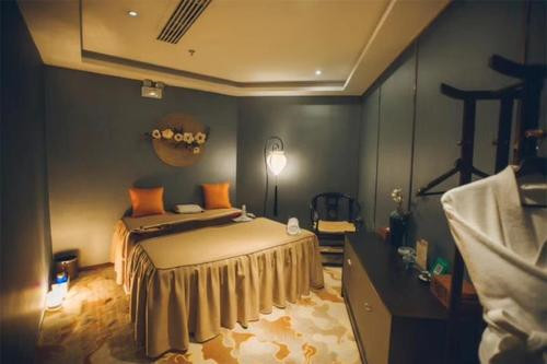 前天去了禾祥东路沿线高端足道减压会所(禾祥东路沿线娱乐会所)